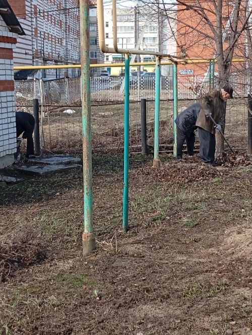 Жители микрорайона сахароваров объединились для благоустройства территории местной мечети