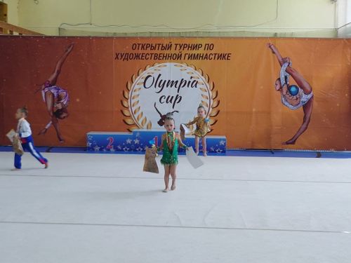 Гимнастки студии «Стремление» покорили пьедестал турнира «Олимпия» в Казани