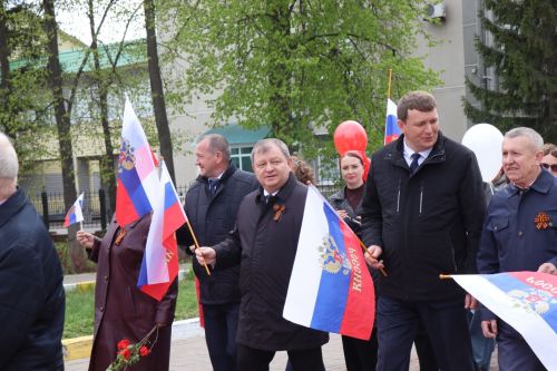 В Нурлате ярко отметили 1 Мая: шествие, конкурсы и мастер-классы (+ фоторепортаж)
