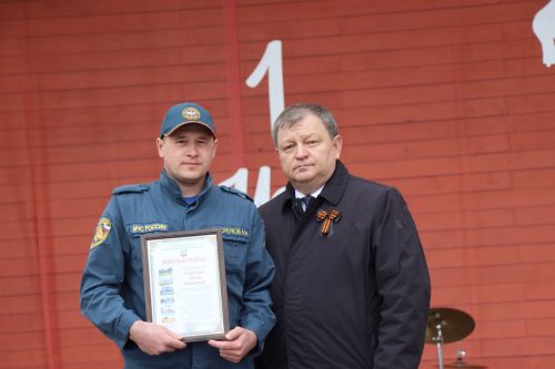 В Нурлате ярко отметили 1 Мая: шествие, конкурсы и мастер-классы (+ фоторепортаж)