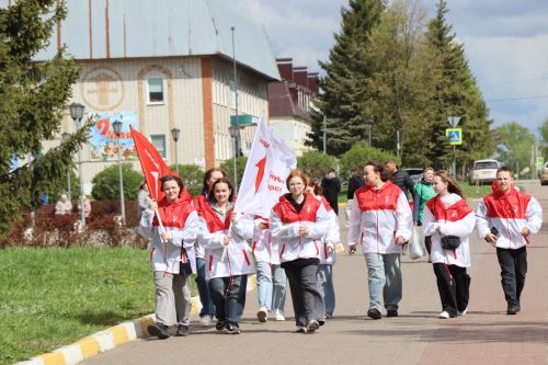 В Нурлате ярко отметили 1 Мая: шествие, конкурсы и мастер-классы (+ фоторепортаж)