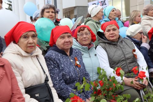 В Нурлате ярко отметили 1 Мая: шествие, конкурсы и мастер-классы (+ фоторепортаж)