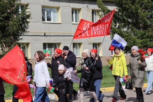 В Нурлате ярко отметили 1 Мая: шествие, конкурсы и мастер-классы (+ фоторепортаж)
