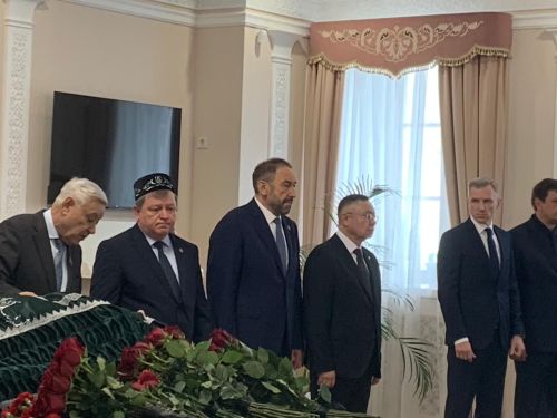Нурлатцы почтили память Алмаза Ахметшина на траурной церемонии в Казани