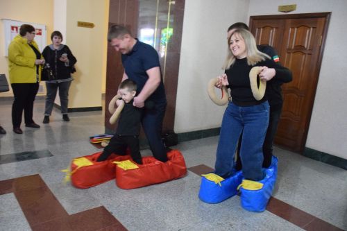 В Нурлате отпраздновали День семьи: чествование лучших семей и яркий праздник