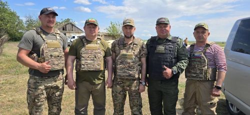 Глава Нурлатского района вернулся из поездки в зону СВО с важной миссией