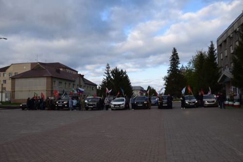 Нурлатцы провели автопробег в честь 80-летия Победы