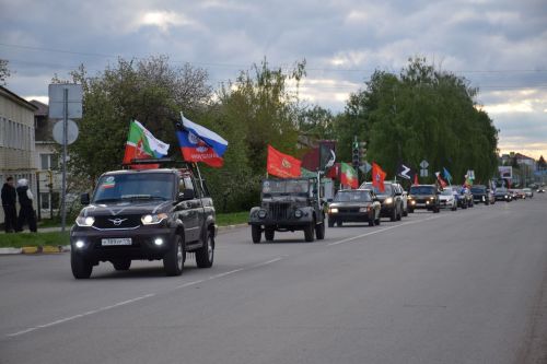 Нурлатцы провели автопробег в честь 80-летия Победы