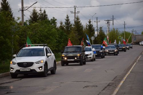 Нурлатцы провели автопробег в честь 80-летия Победы