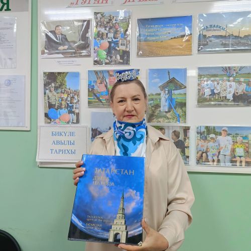 Истории за книжной полкой: как сельский библиотекарь Разида Шайхутдинова меняет жизни читателей