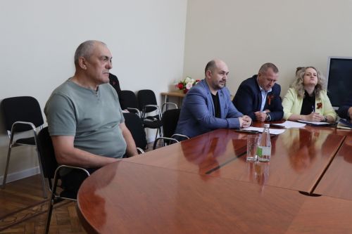 Депутат Госдумы Айдар Метшин провел личный прием граждан в Нурлате