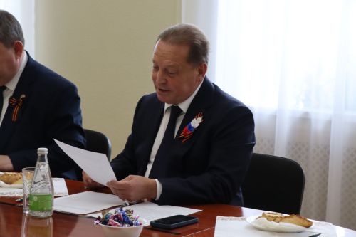Айдар Метшин встретился с участниками СВО в Нурлате в преддверии Дня Победы