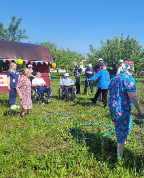 Сабантуй в Нурлатском доме престарелых: праздник дружбы, радости и единства!