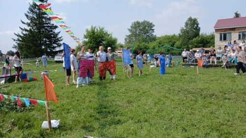 Яркий День села в Бикулово: парад тракторов, юбиляры и веселье