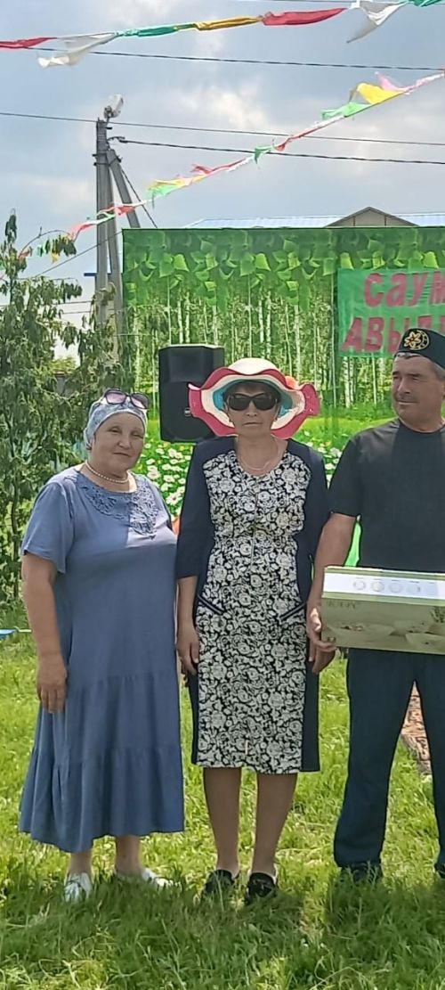 Яркий День села в Бикулово: парад тракторов, юбиляры и веселье
