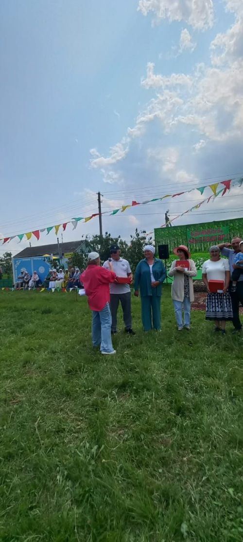 Яркий День села в Бикулово: парад тракторов, юбиляры и веселье