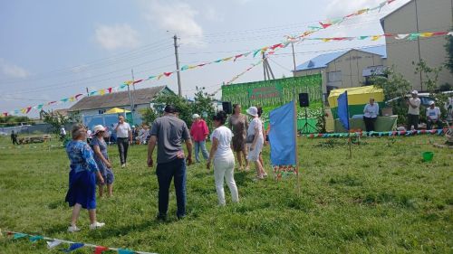Яркий День села в Бикулово: парад тракторов, юбиляры и веселье