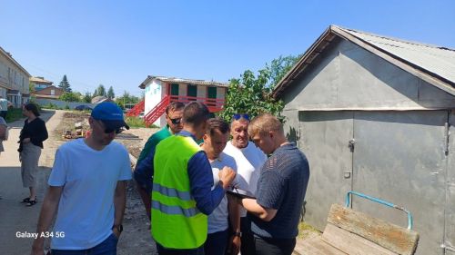 «Наш двор»: в Нурлате проверили ход благоустройства новых дворов
