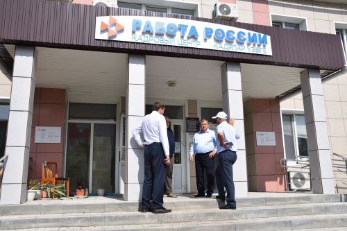 В Нурлате Дамир Ишкинеев посетил объекты капитального ремонта