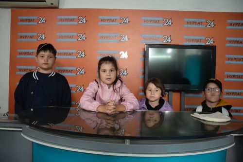 Каникулы с пользой: ученики Среднекамышлинской школы посетили «Нурлат-информ»