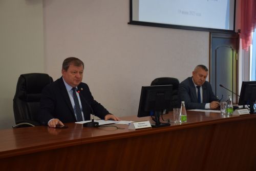 В Нурлате прошла очередная сессия Совета города