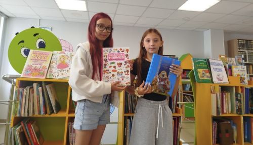 Ученики школы №1 Нурлата почтили память героев в преддверии Дня памяти и скорби
