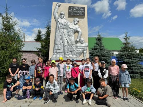 Юные исследователи из Нурлата побывали на железнодорожном вокзале