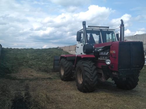 В Нурлатском районе продолжается заготовка кормов