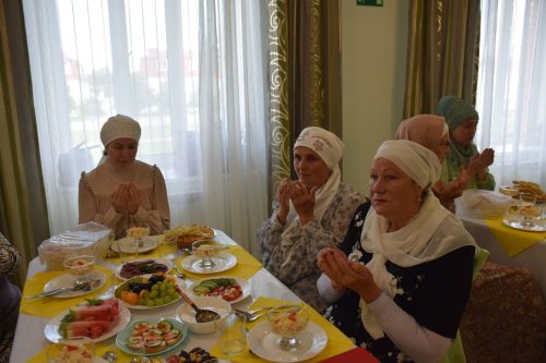В образовательном центре имени Ахмадзаки хазрата Сафиуллина прошел Курбан-меджлис