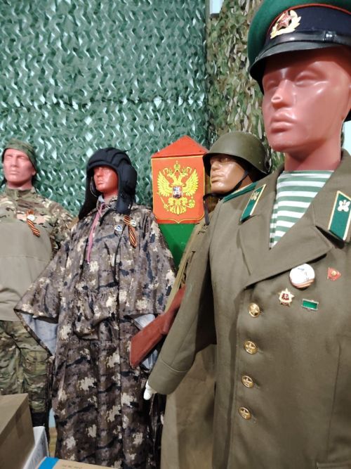 Центр «Гармония» организовал для подопечных экскурсию в военно-патриотический музей