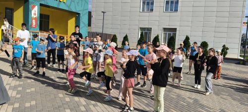 «Краски лета» раскрасили Нурлат весельем и подвижными играми
