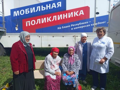 Мобильная поликлиника приехала в село Бурметьево