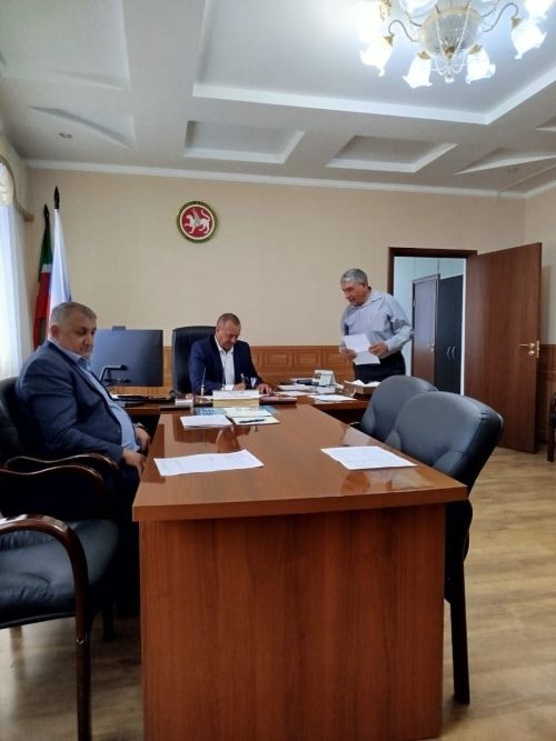Асгать Габдуллин провёл приём граждан: решаем вопросы вместе