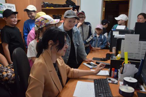 Юные патриоты Егоркинской школы побывали в «Нурлат-информе»
