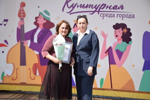 В преддверии Дня социального работника в Нурлате прошло праздничное мероприятие