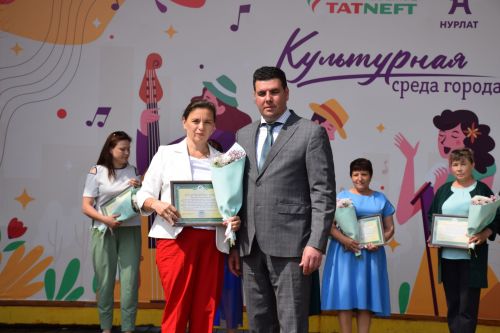 В преддверии Дня социального работника в Нурлате прошло праздничное мероприятие