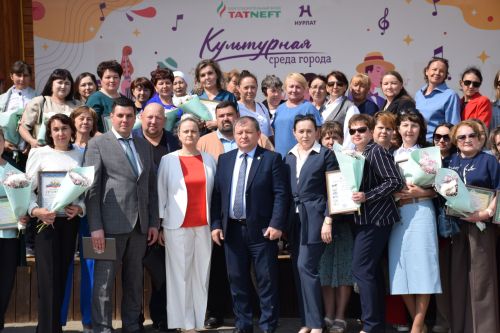 В преддверии Дня социального работника в Нурлате прошло праздничное мероприятие