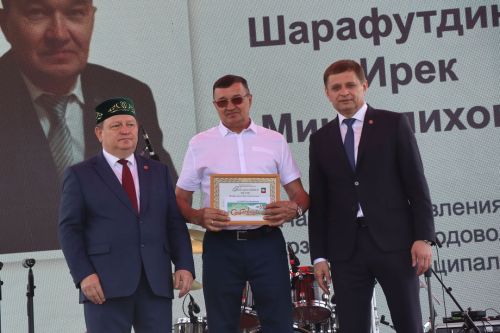 Яркий, шумный, незабываемый: Нурлат с размахом отпраздновал Сабантуй!