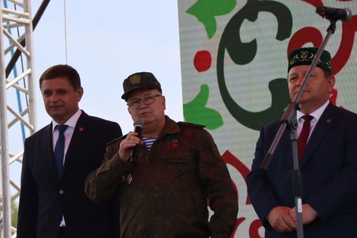 Яркий, шумный, незабываемый: Нурлат с размахом отпраздновал Сабантуй!