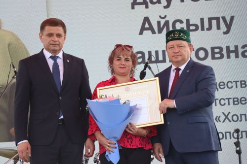 Яркий, шумный, незабываемый: Нурлат с размахом отпраздновал Сабантуй!