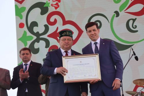 Яркий, шумный, незабываемый: Нурлат с размахом отпраздновал Сабантуй!