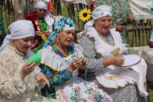 Яркий, шумный, незабываемый: Нурлат с размахом отпраздновал Сабантуй!