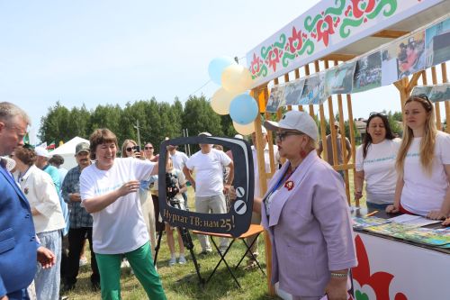Яркий, шумный, незабываемый: Нурлат с размахом отпраздновал Сабантуй!