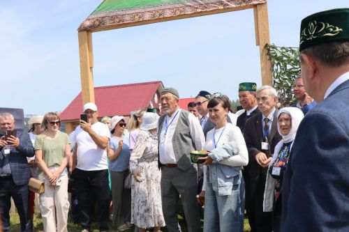 Яркий, шумный, незабываемый: Нурлат с размахом отпраздновал Сабантуй!