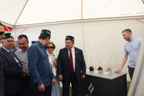 Яркий, шумный, незабываемый: Нурлат с размахом отпраздновал Сабантуй!