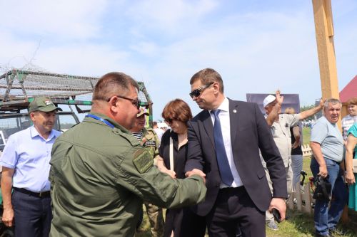 Яркий, шумный, незабываемый: Нурлат с размахом отпраздновал Сабантуй!