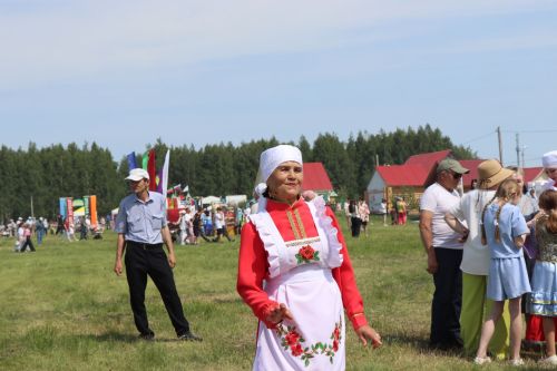 Яркий, шумный, незабываемый: Нурлат с размахом отпраздновал Сабантуй!
