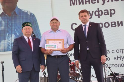 Яркий, шумный, незабываемый: Нурлат с размахом отпраздновал Сабантуй!