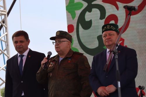 Яркий, шумный, незабываемый: Нурлат с размахом отпраздновал Сабантуй!