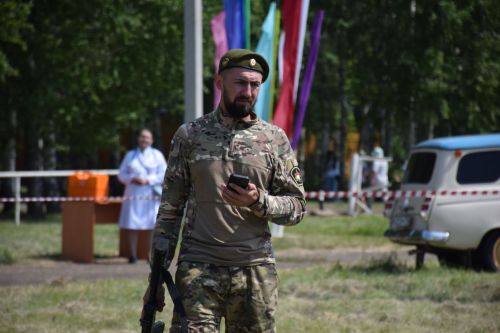 «Тропа мужества» и трофеи СВО: патриотическая площадка фонда «Все для Победы Нурлат» стала центром притяжения на Сабантуе